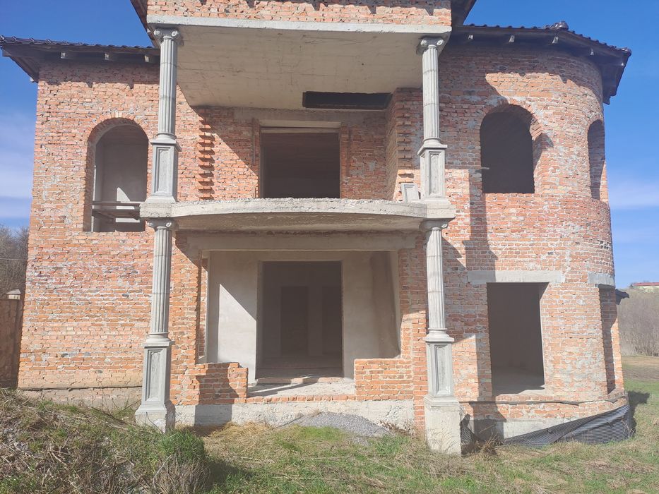 Продаж будинку з ділянкою на 20 соток, 280 кв. м, Байківці