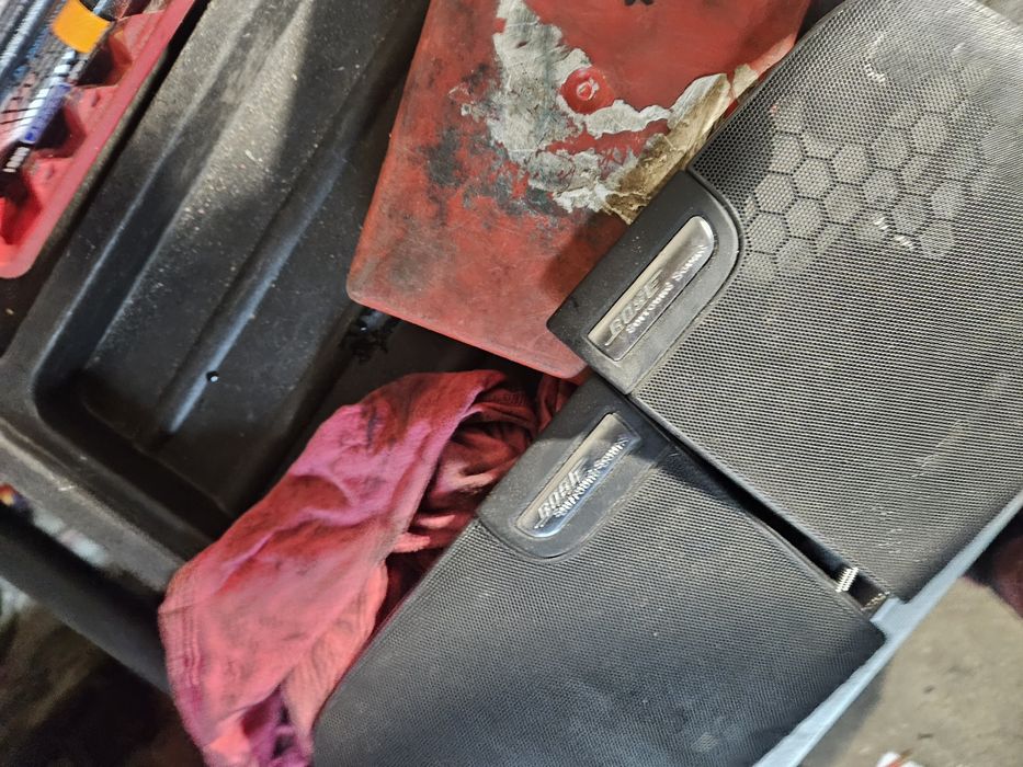 Audi a6 c6 kratka maskownica głośnika