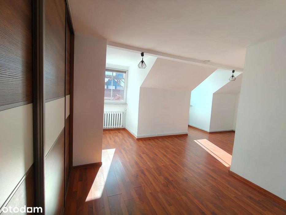 Mieszkanie jak dom 95 m² – garaż, podwórko, osobne wejście