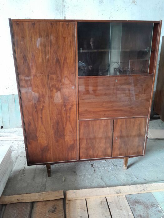 Шкаф офісний б/в