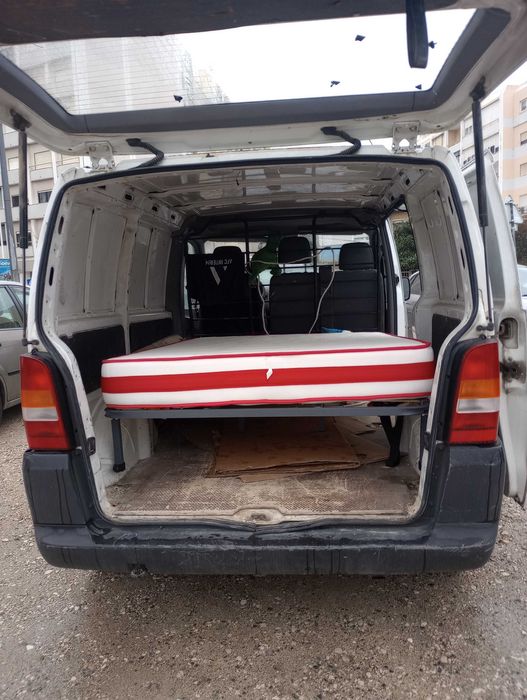 Serviço fretes e transportes urgentes em geral