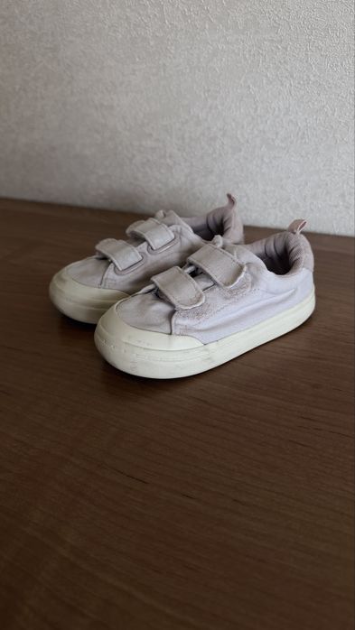 кеди рожеві на дівчинку hm 23