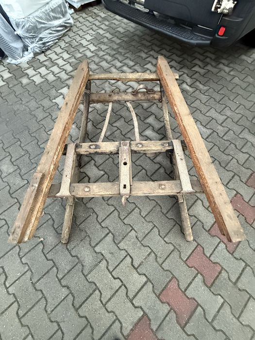 Stare sanie, smyki, gnatki konne