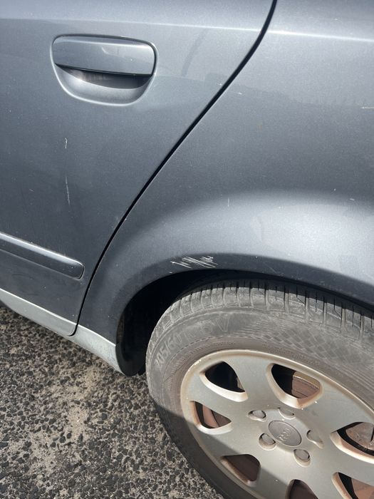 Audi A4 1.9 TDI com avaria