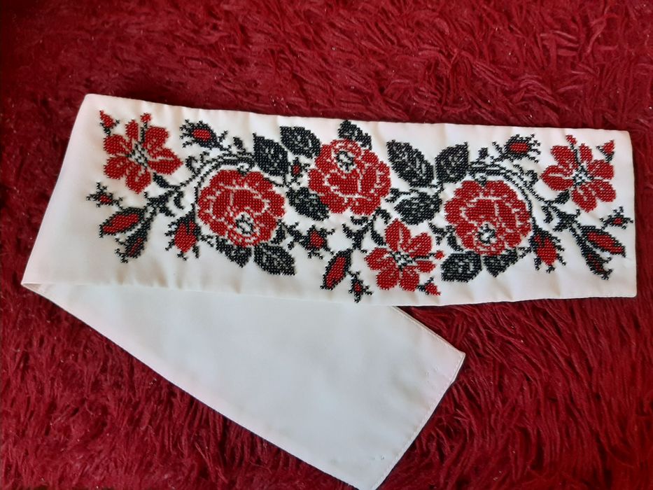 Плаття вишите бісером