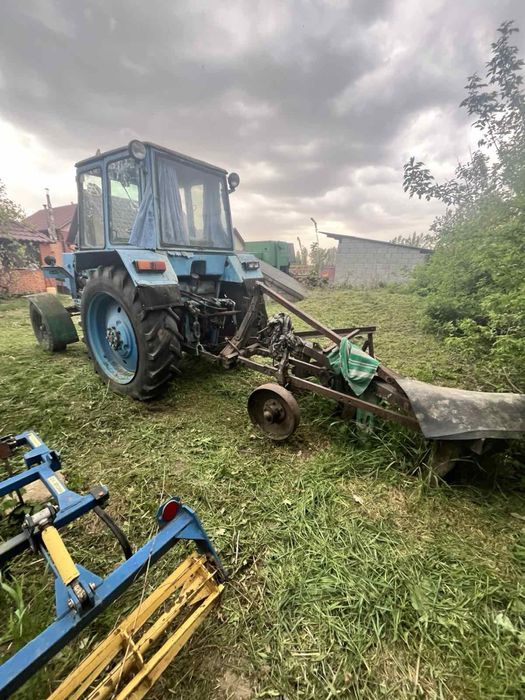 Трактор сільськогосподарський ЮМЗ 6