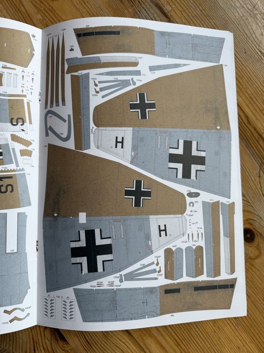 Ju87 B model kartonowy 1:33