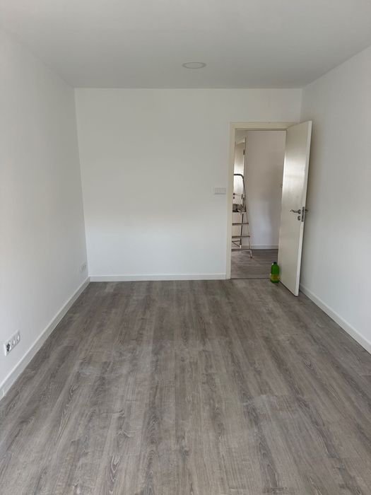 Vende se T2 com Arrecadação na Baixa da Banheira