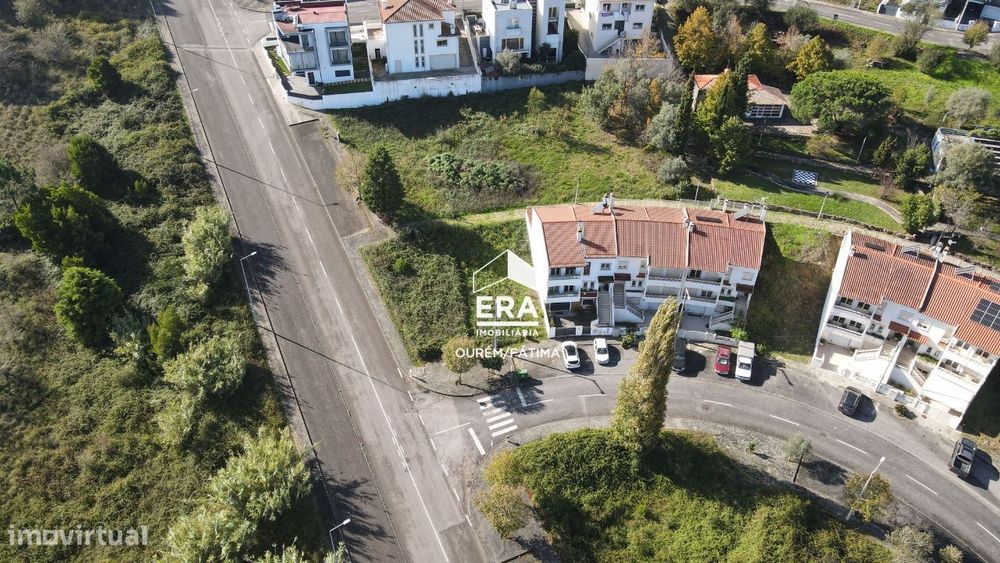 Lote de terreno localizado em Leiria