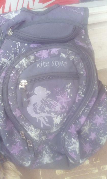 Рюкзак в школу + пенал этой же фирмы