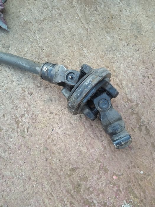 Ширококутний шарнір