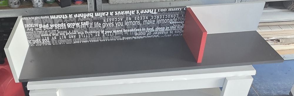Komoda młodzieżowa Philosophy + biurko + półka ścienna.