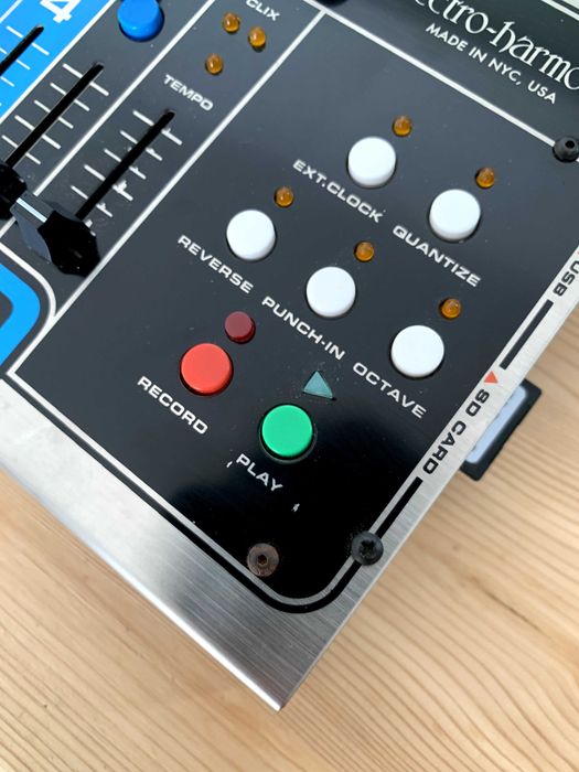 Electro-Harmonix 45000 Stereo Multi-Track Looper 2013