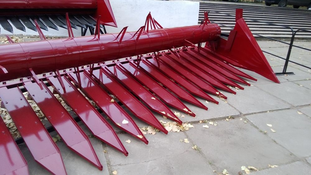 Приставка на соняшник, ліфтера, пристосування для збирання соняшнику