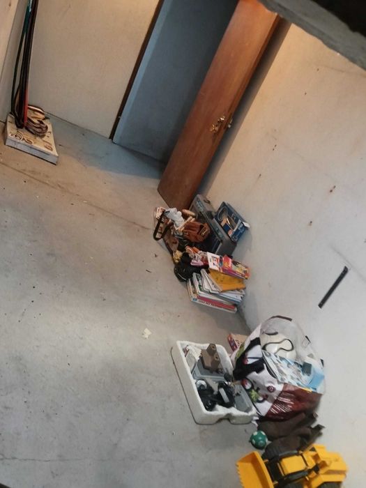 Apartamento T3 com arrecadação e garagem em S. Carlos
