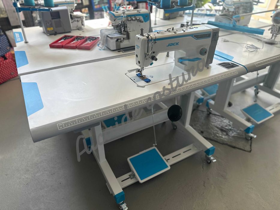Máquina de costura industrial nova Jack