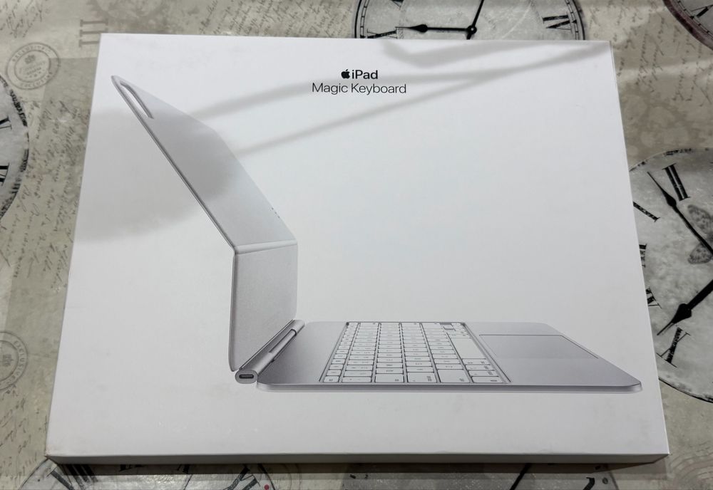 Magic Keyboard iPad Pro 13