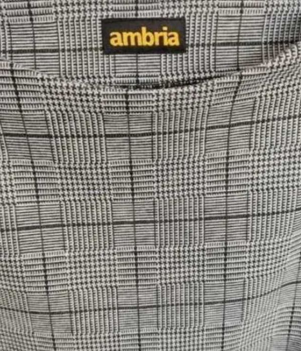 Bluzka z kratkę Ambria