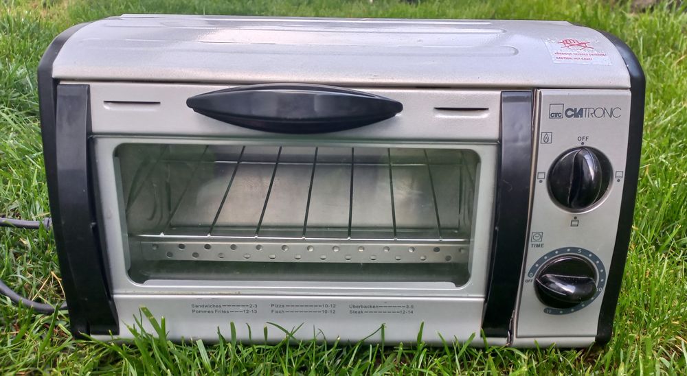 Продам мігі-піч Clatronik.