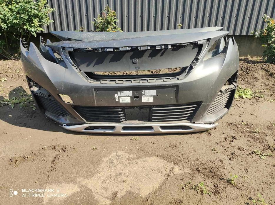 Бампера ПЕЖО 3008-5008 рік