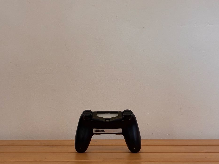 Playstation 4 Slim GT Edition