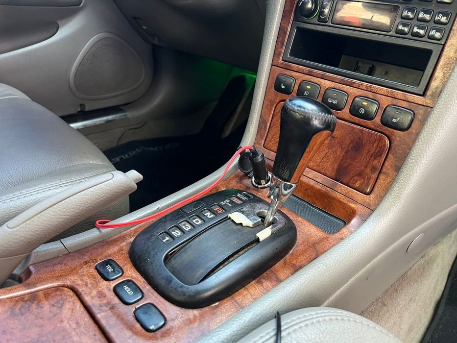 Продам Шевроле Евада