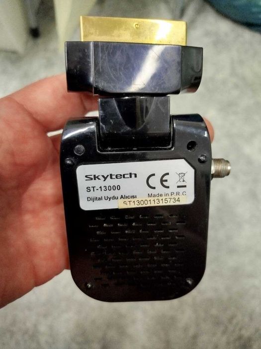 Супутниковий тюнер Skytech ST-13000 DVB-S2 + SCART