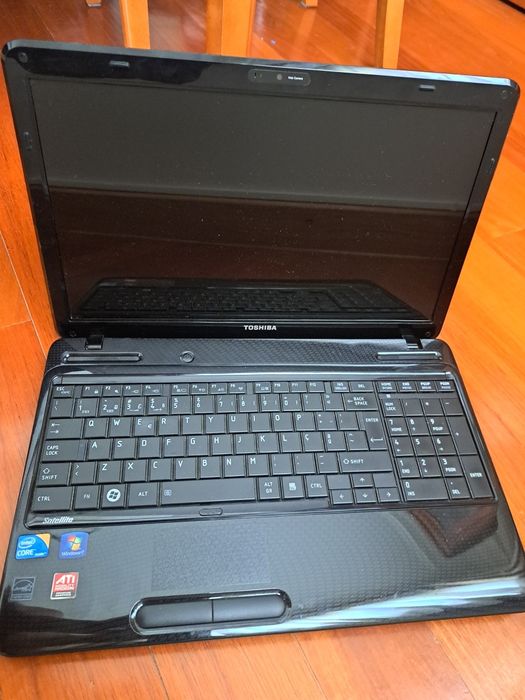 Toshiba L650 1eq avariado para peças