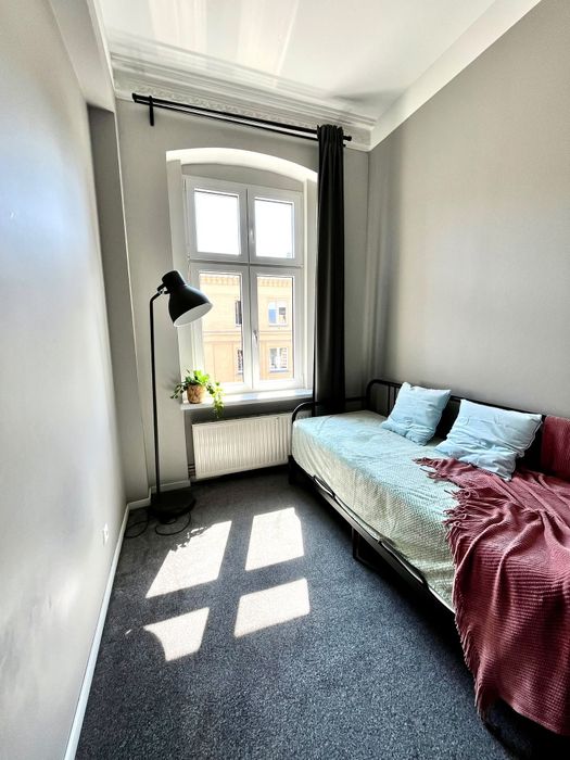Duże 4 niezależne pokoje 3 łazienki  plus salon  w Centrum ul. Taczaka
