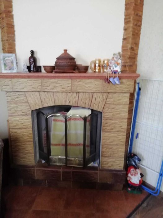 Продам часть дома, в Центре, ул Покровская р-не 5 школы.