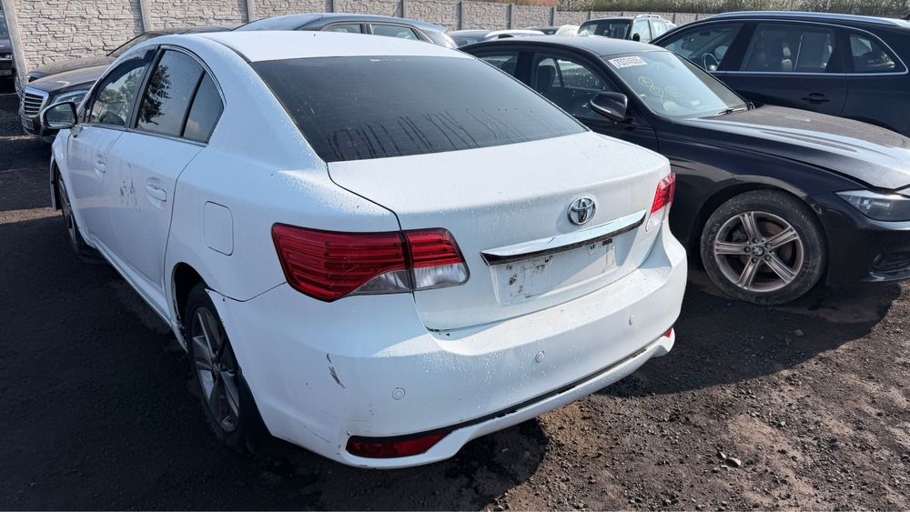 Toyota Avensis silnik 2.0 D-4D 2014r,Anglik z kluczykami