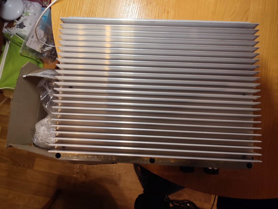 Сканер частот  HackRF