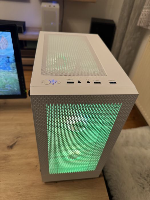 Komputer Gamingowy Intel I5, Radeon RX 570, 8GB, 256GB SSD, Windows 11