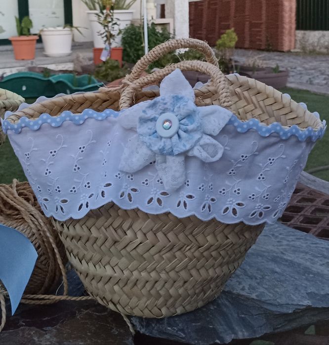 Cestas de palma/ palha