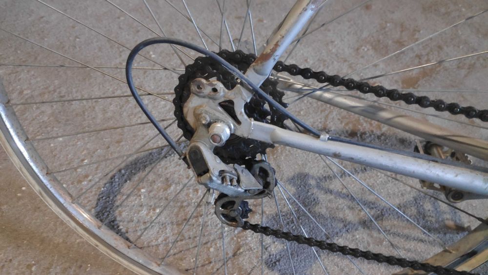 Bicicleta de ciclismo em ferro
