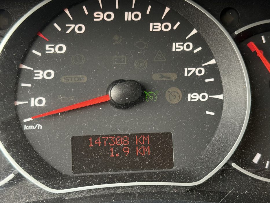 Renault kangoo 147 mil - Caixa 6 velocidades