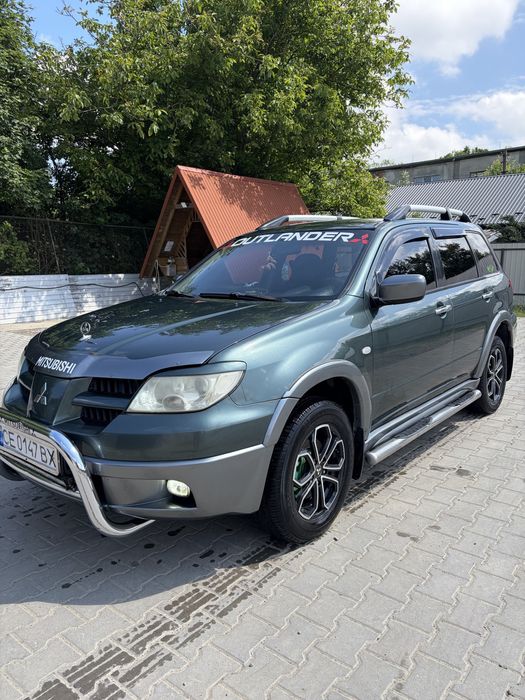 Mitsubishi Outlander