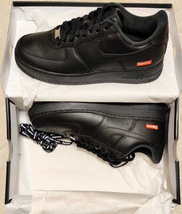 Sapatilhas Nike Air Force 1 x Supreme pretas (tam. 41)