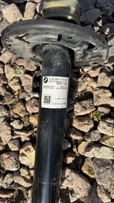 BMW X3 X4 G01 G02 стойки амортизатори