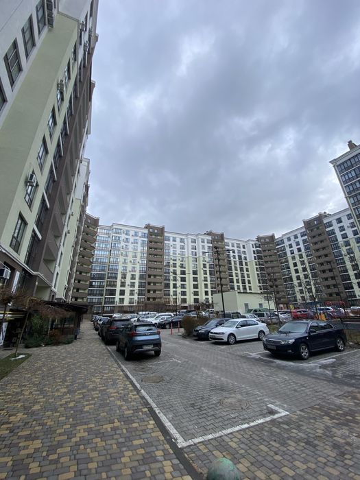 Без комісії ! ЖК Лісова Казка, окремий вхід, Радистів