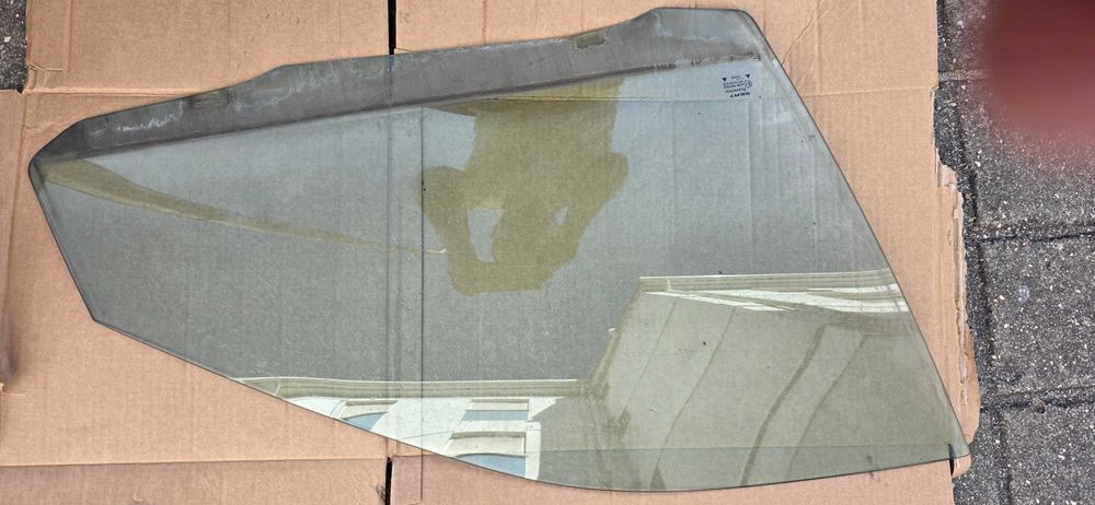 Vidro frente direita Seat Leon 1M