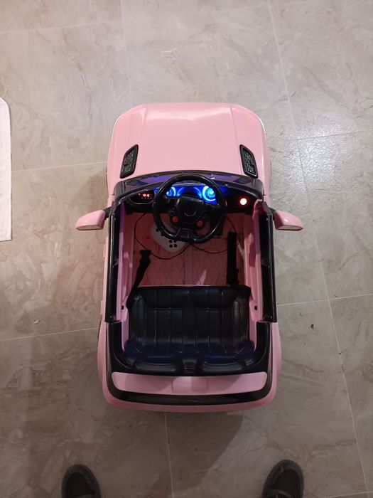 Auto dla dzieci ramiz land rover różowy