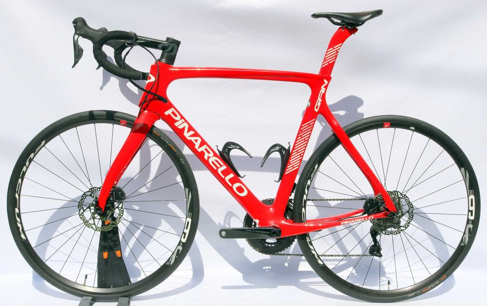 Włoska szosa PINARELLO GAN Disc ultegra Di2 roz. 56