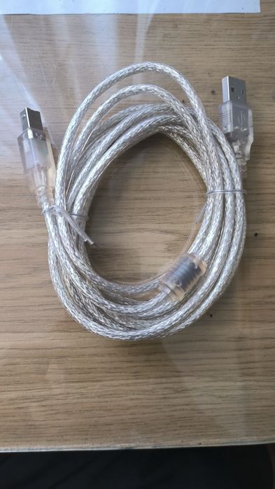 USB кабель. USB A 2.0 to USB B 2.0.