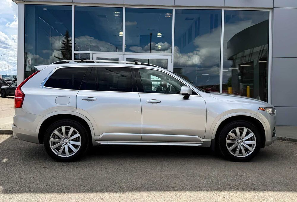 Volvo Xc90      2016