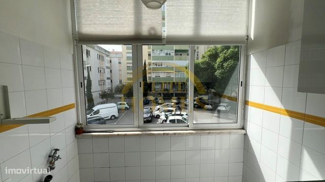 Apartamento T2 em Oeiras.