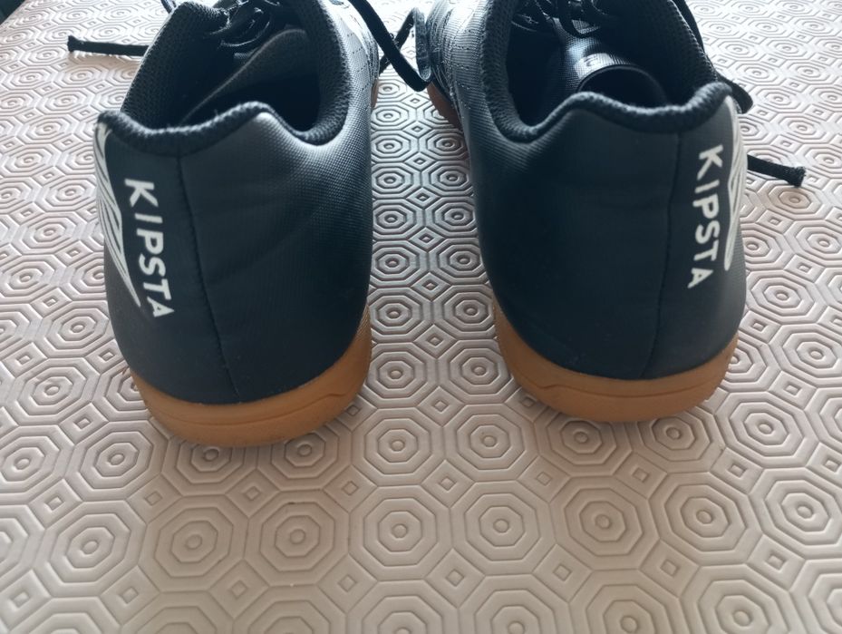Chuteiras futsal Kipsta T45