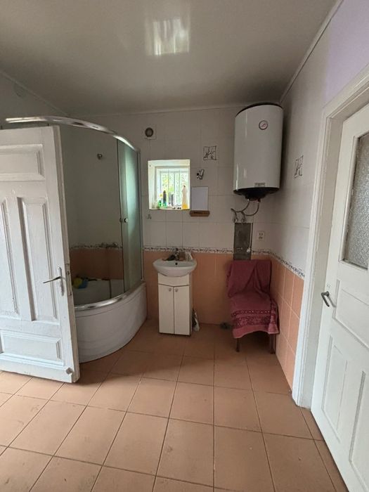 Продам будинок в Шептицькому районі.