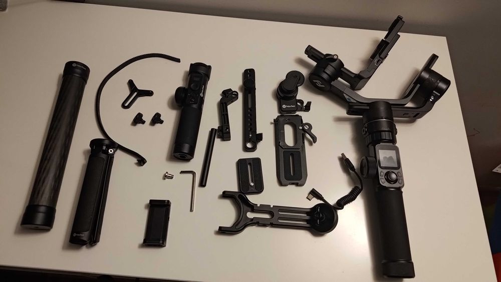 FeiyuTech AK4500 c/Folow Focus capacidade 4,6KG