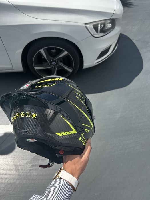 Capacete AGV Pista GP R